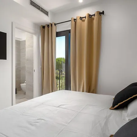 Holiday home Atemberaubende Mit Privatpool, Sauna, Billard, Kicker, Heimtrainer, Bbq *