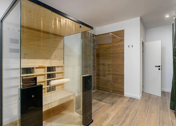 Atemberaubende Mit Privatpool, Sauna, Billard, Kicker, Heimtrainer, Bbq