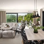Holiday home Atemberaubende Mit Privatpool, Sauna, Billard, Kicker, Heimtrainer, Bbq *