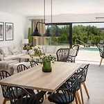 Atemberaubende Mit Privatpool, Sauna, Billard, Kicker, Heimtrainer, Bbq * Porec