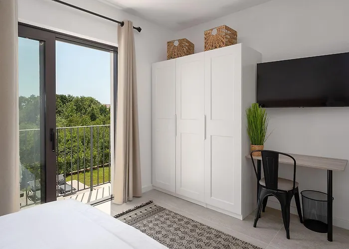 Atemberaubende Mit Privatpool, Sauna, Billard, Kicker, Heimtrainer, Bbq